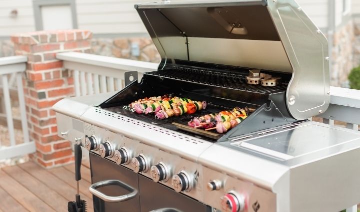 Ultimate Gas Grill Buying Guide: Types of Gas Grills